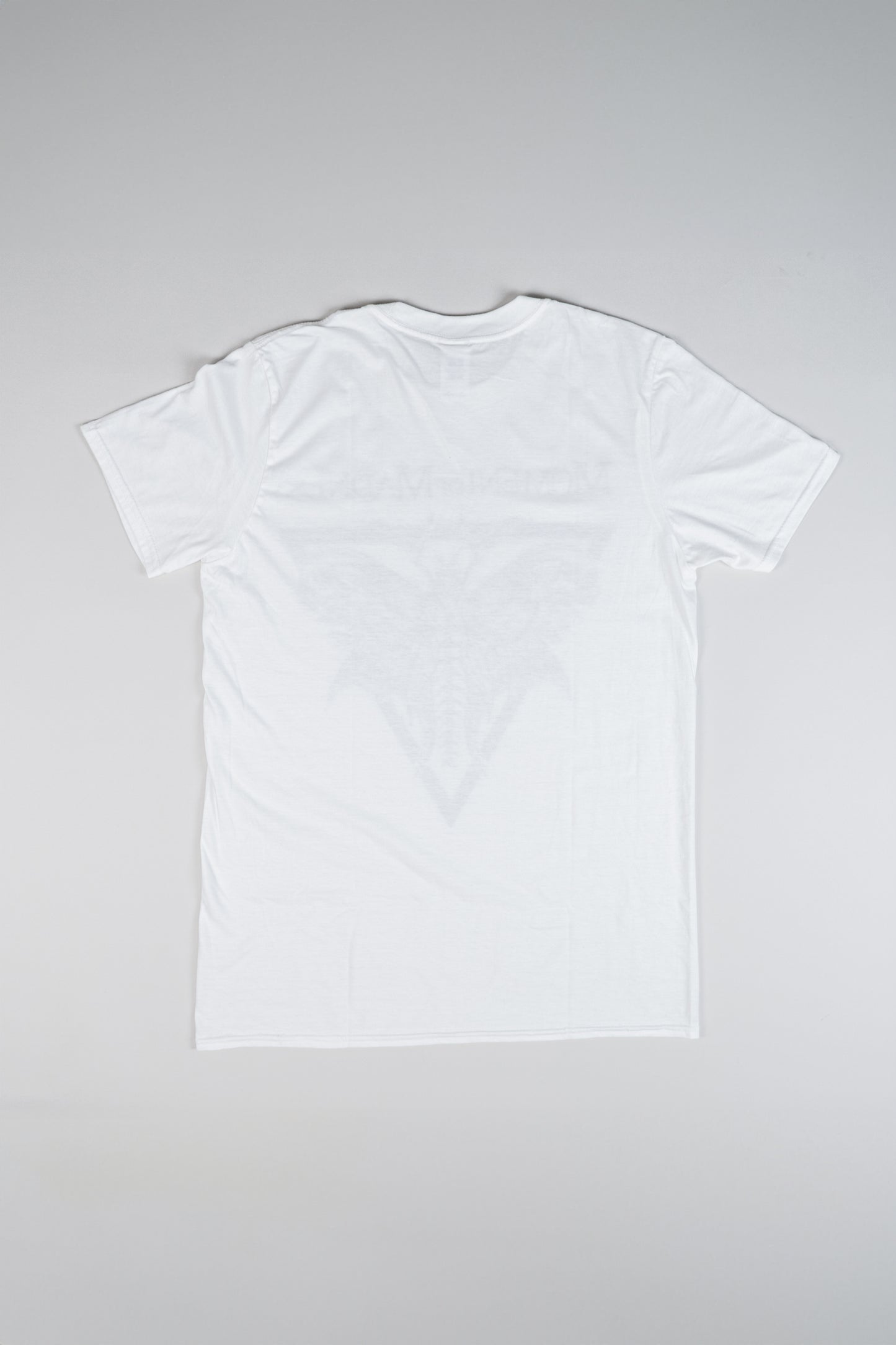 MOTH SHIRT WHITE